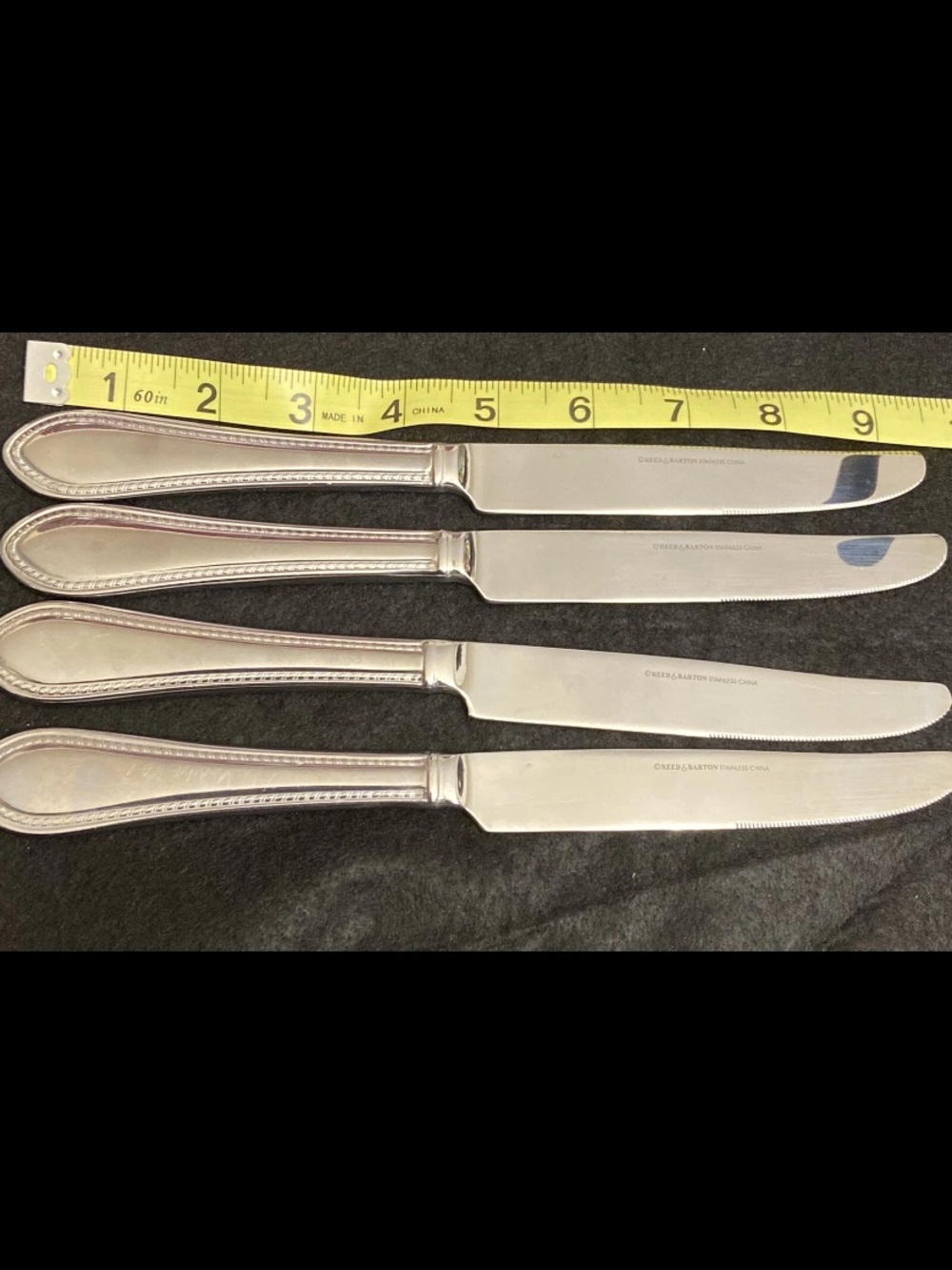 Reed & Barton Logo Stainless Lot of 4 Flatware Knives Set 9.5 Length. - Picture 7 of 11